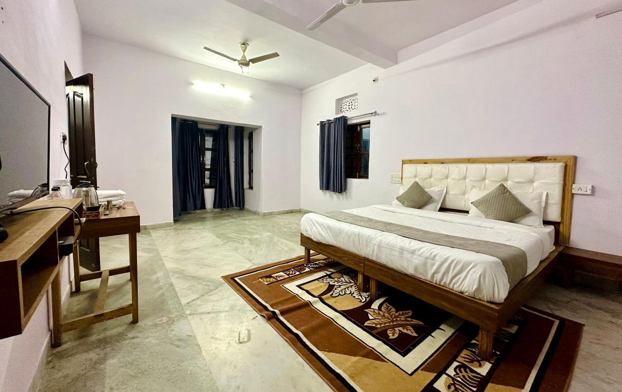 The Burj Resort Luxurious Stay Udaipur Kültér fotó
