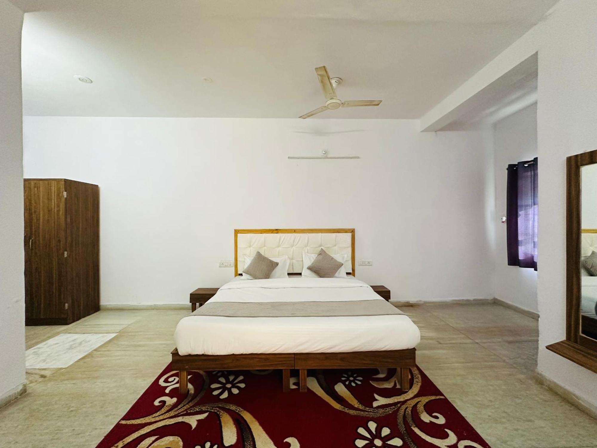 The Burj Resort Luxurious Stay Udaipur Kültér fotó