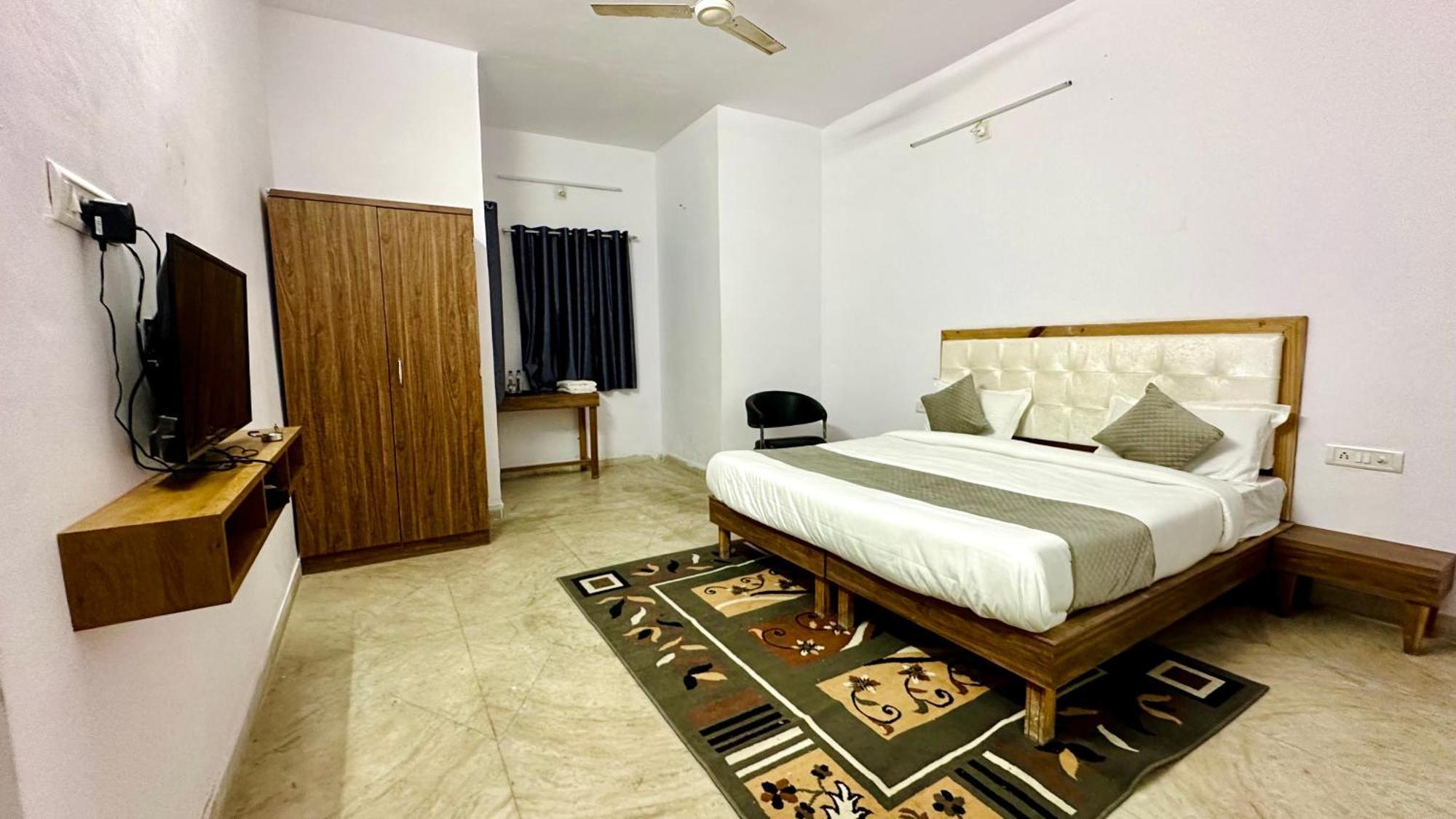 The Burj Resort Luxurious Stay Udaipur Kültér fotó