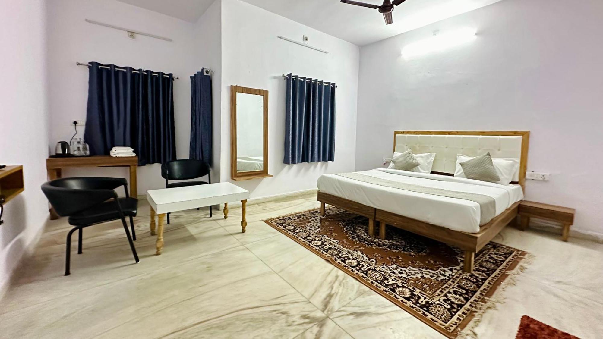The Burj Resort Luxurious Stay Udaipur Kültér fotó